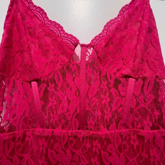 Medium - Picture 3 of 5